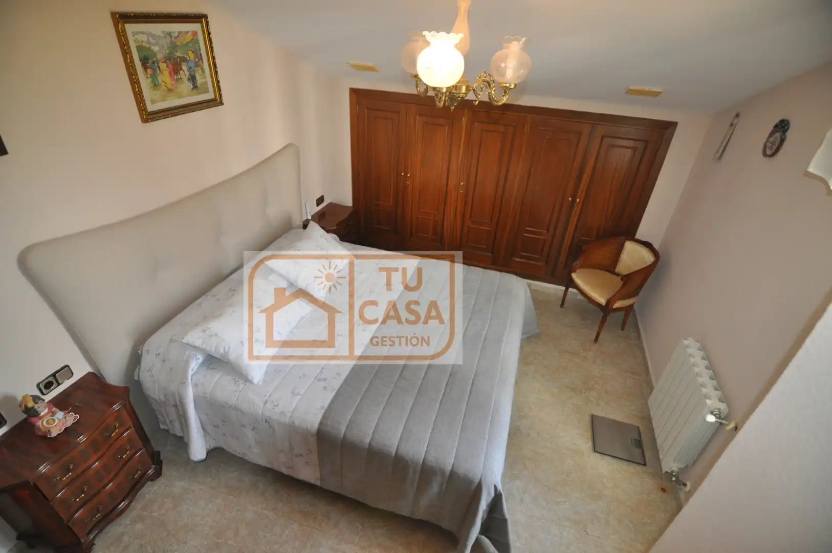Terraced house with terrace for sale in Calle Carolina Coronado, imagen 4