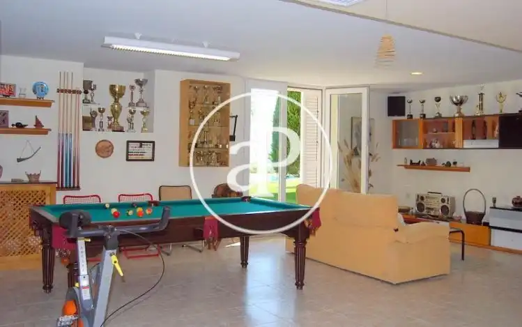 Casa o chalet en venta en Sagunto / Sagunt con Aire acondicionado, Calefacción y Jardín privado