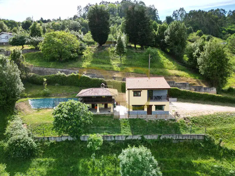 Casa o chalet en venta en Gijón  con Calefacción, Jardín privado y Balcón
