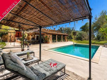 Casa rústica amb piscina en venda a Sencelles