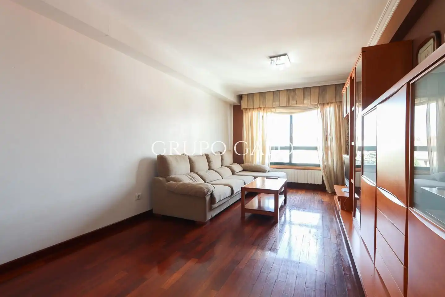 Sala de estar de Ático en venta en Vigo  con Calefacción, Parquet y Trastero