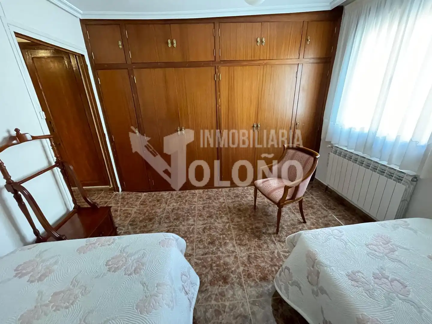 Bedroom of Houses for sale in Cihuri  with Heating, Private garden and Storage room