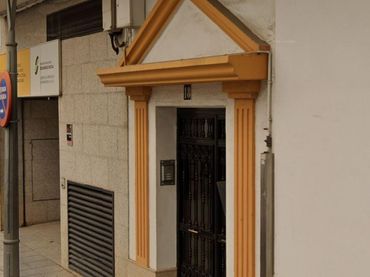 Piso en venta en Calle VISTAHERMOSA 18