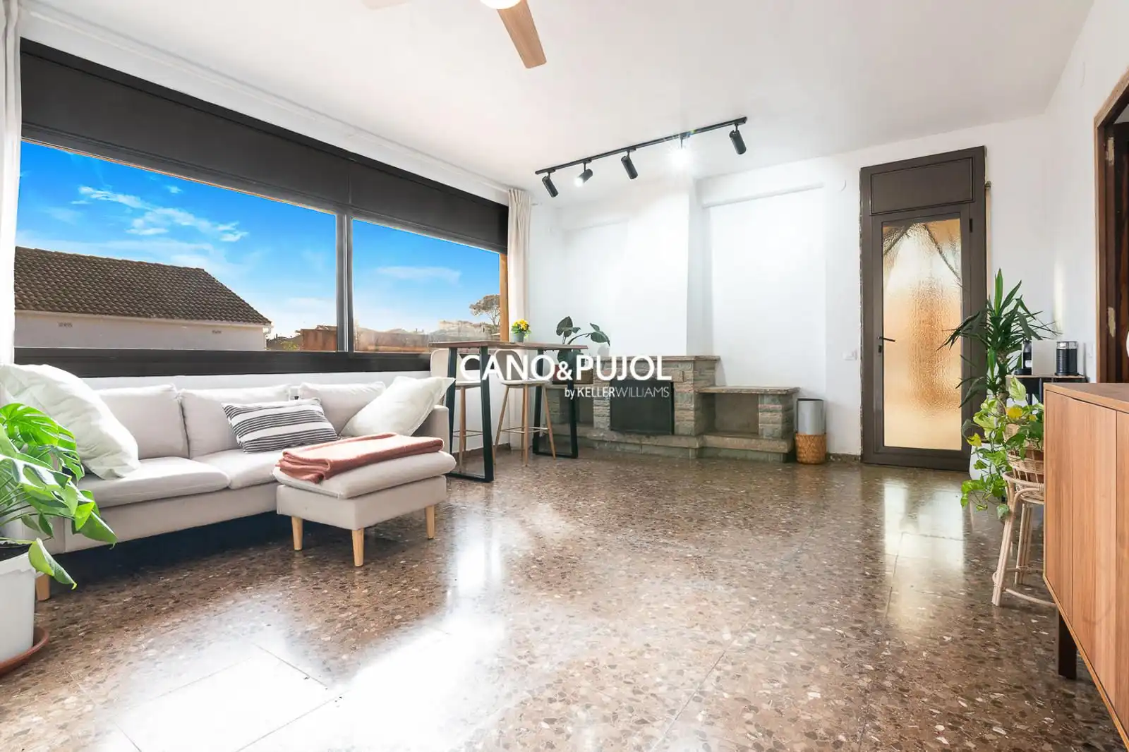 Sala de estar de Casa o chalet en venta en Lliçà d'Amunt con Aire acondicionado, Calefacción y Terraza