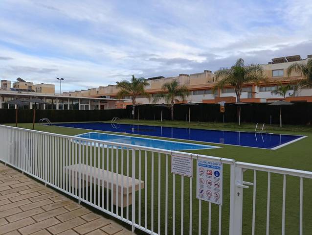 Casa adosada en Venta en Alicante Golf