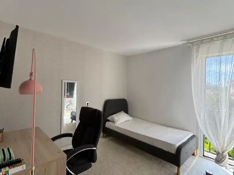 Schlafzimmer von Wohnung zum Verkauf in Marbella mit Klimaanlage, Schwimmbad und Balkon