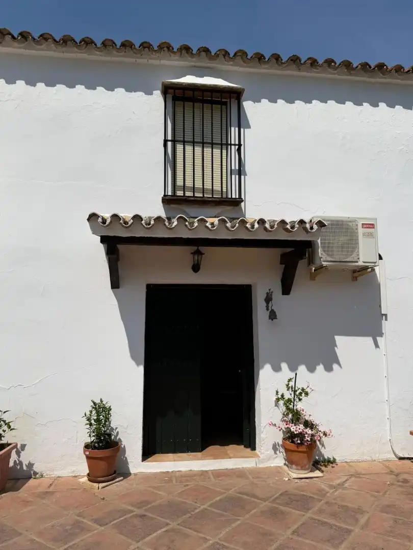 Vista exterior de Finca rústica en venda en Gaucín amb Jardí privat, Terrassa i Piscina