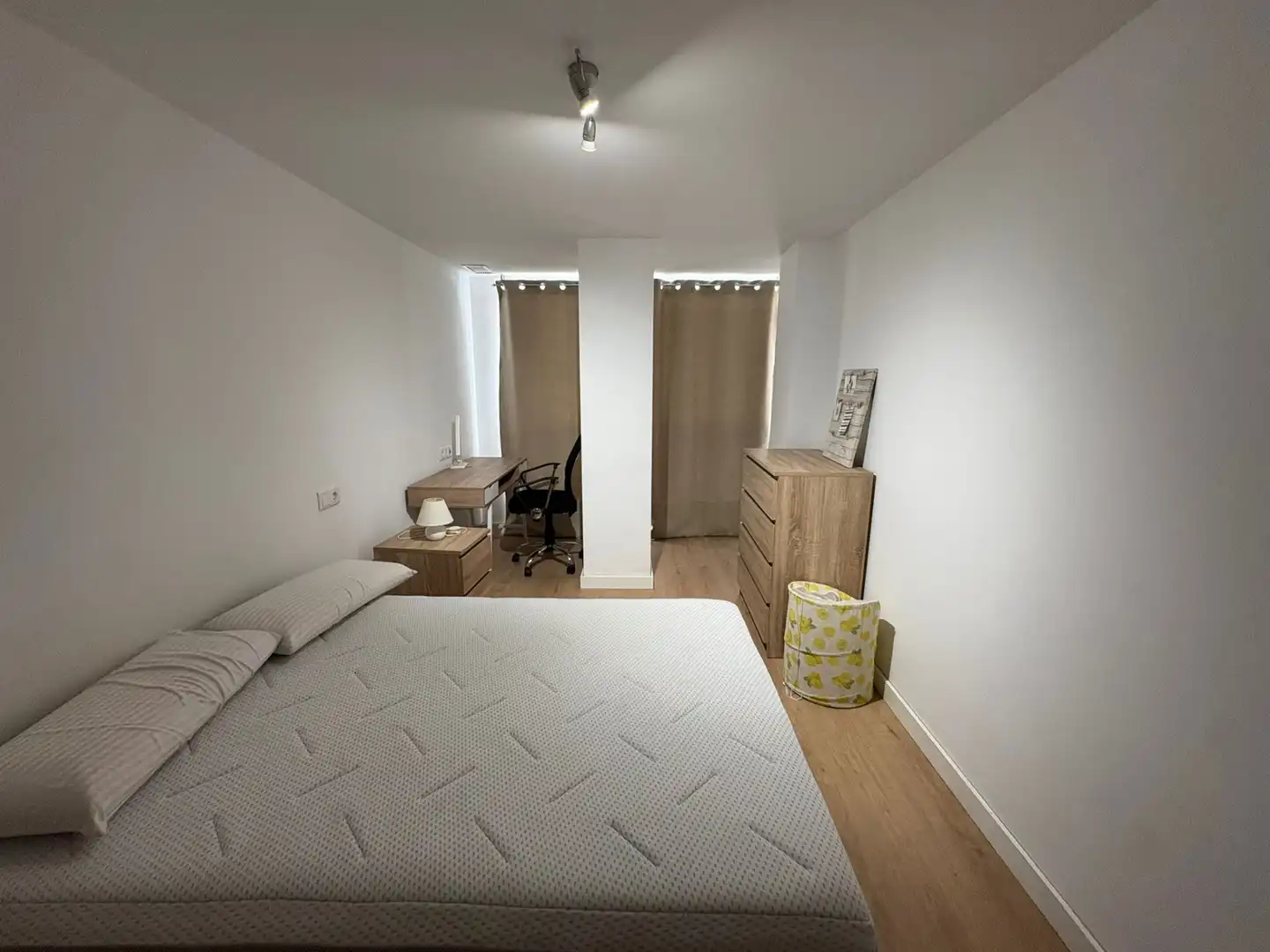 Habitación de Piso de alquiler en San Vicente del Raspeig / Sant Vicent del Raspeig con Aire acondicionado, Calefacción y Amueblado