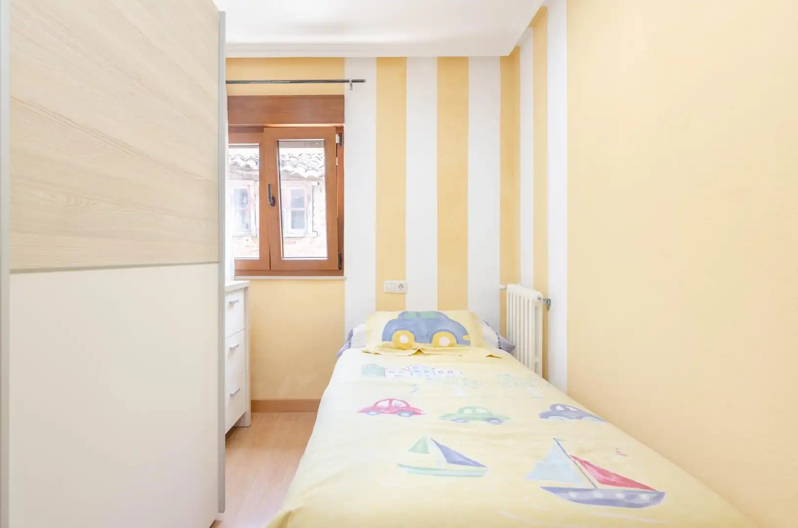 Habitación de Casa o chalet en venta en Langreo con Jardín privado y Amueblado