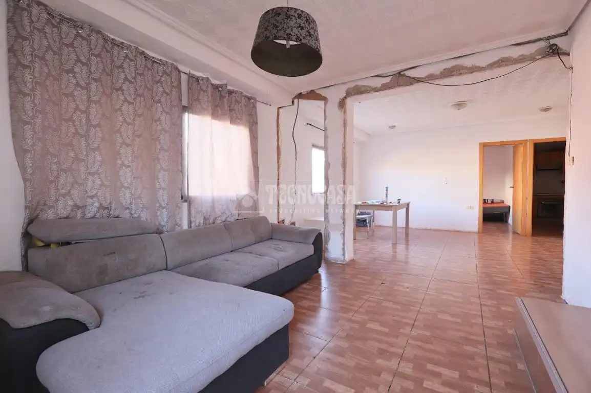 Sala d'estar de Pis en venda en Sagunto / Sagunt amb Balcó i Piscina comunitària
