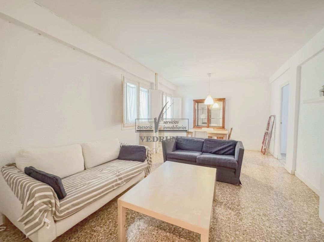 Living room of Flat for sale in  Zaragoza Capital  with Heating, Terrace and Storage room