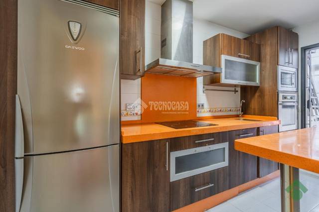 Piso en Venta en Casines