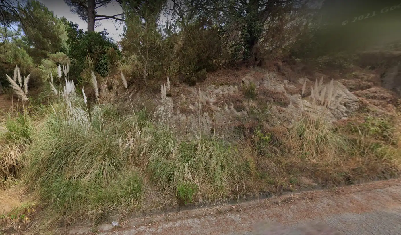 Lands and plots for sale in Carrer Cometa Halley, imagen 2