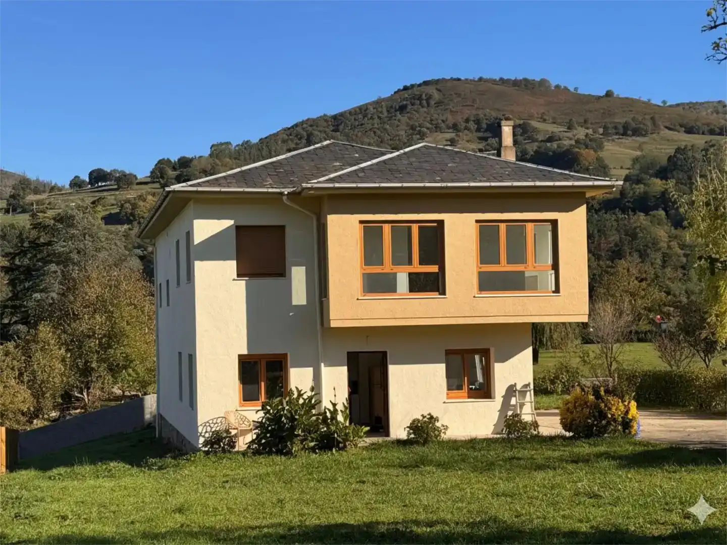 Vista exterior de Pis en venda en Arenas de Iguña, Cantabria