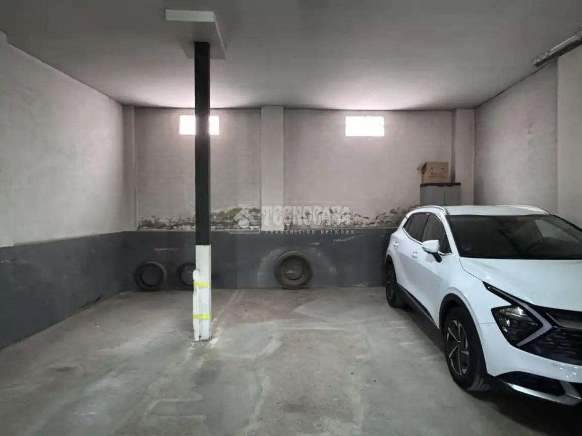 Parking of Flat for sale in León Capital   with Heating and Parquet flooring