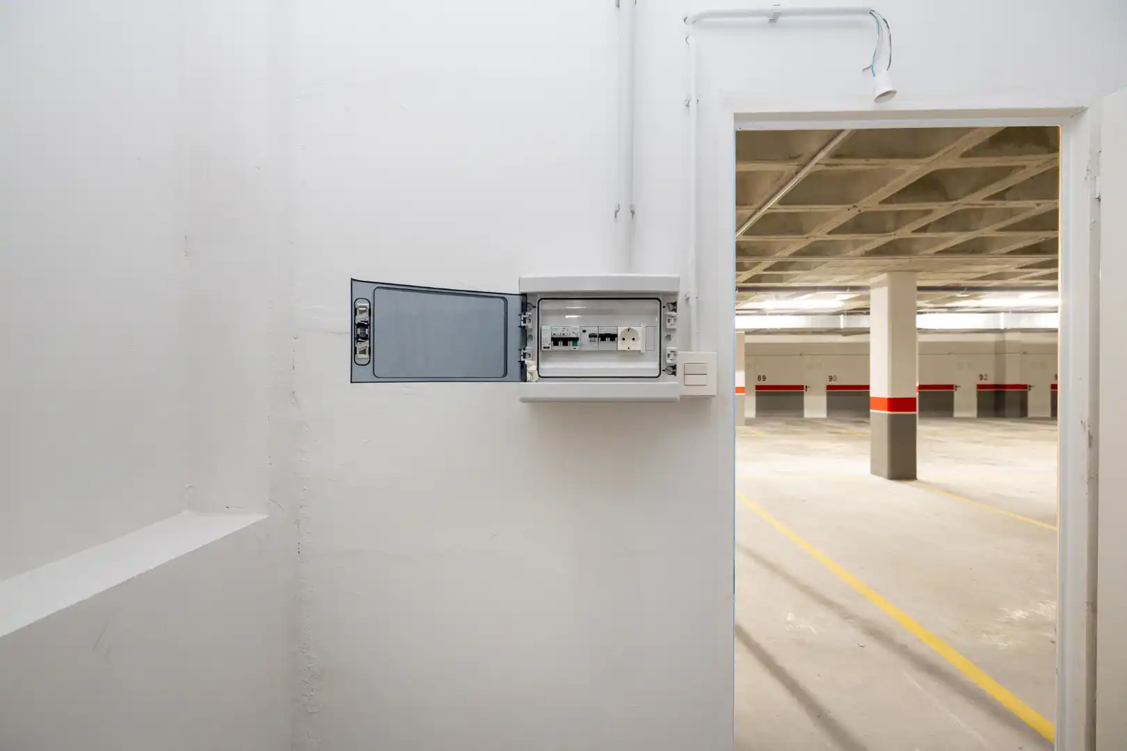 Parking of Flat for rent in Granada  with Air Conditioner, Heating and Terrace