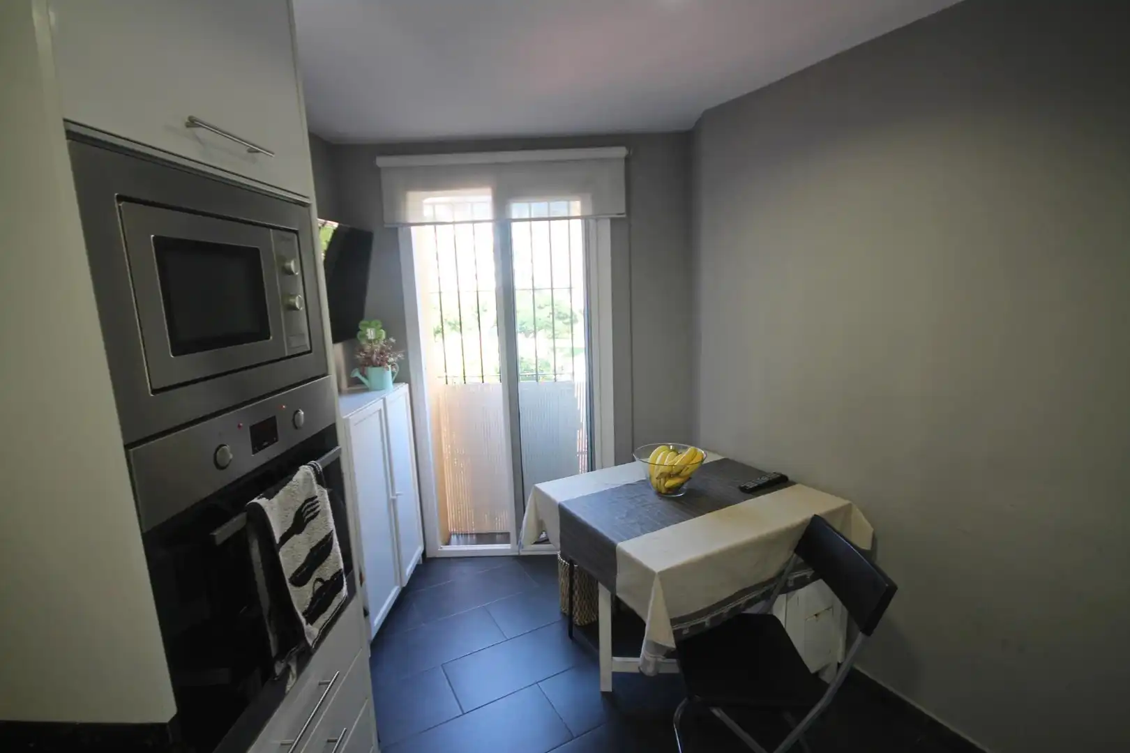 Cuina de Pis en venda en Torremolinos amb Aire condicionat, Calefacció i Jardí privat
