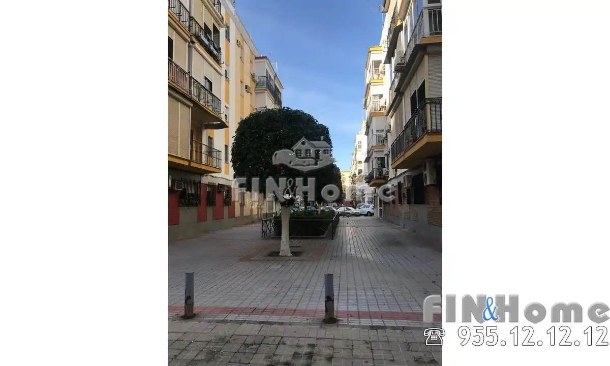 Außenansicht von Wohnung zur Miete in Sevilla mit Terrasse