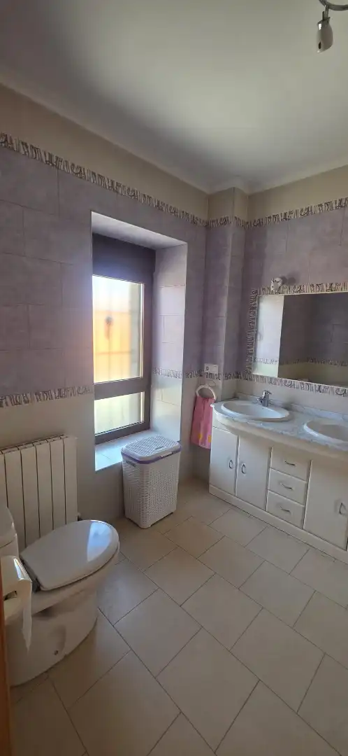 Baño de Casa o chalet en venta en La Cabeza de Béjar  con Calefacción y Amueblado