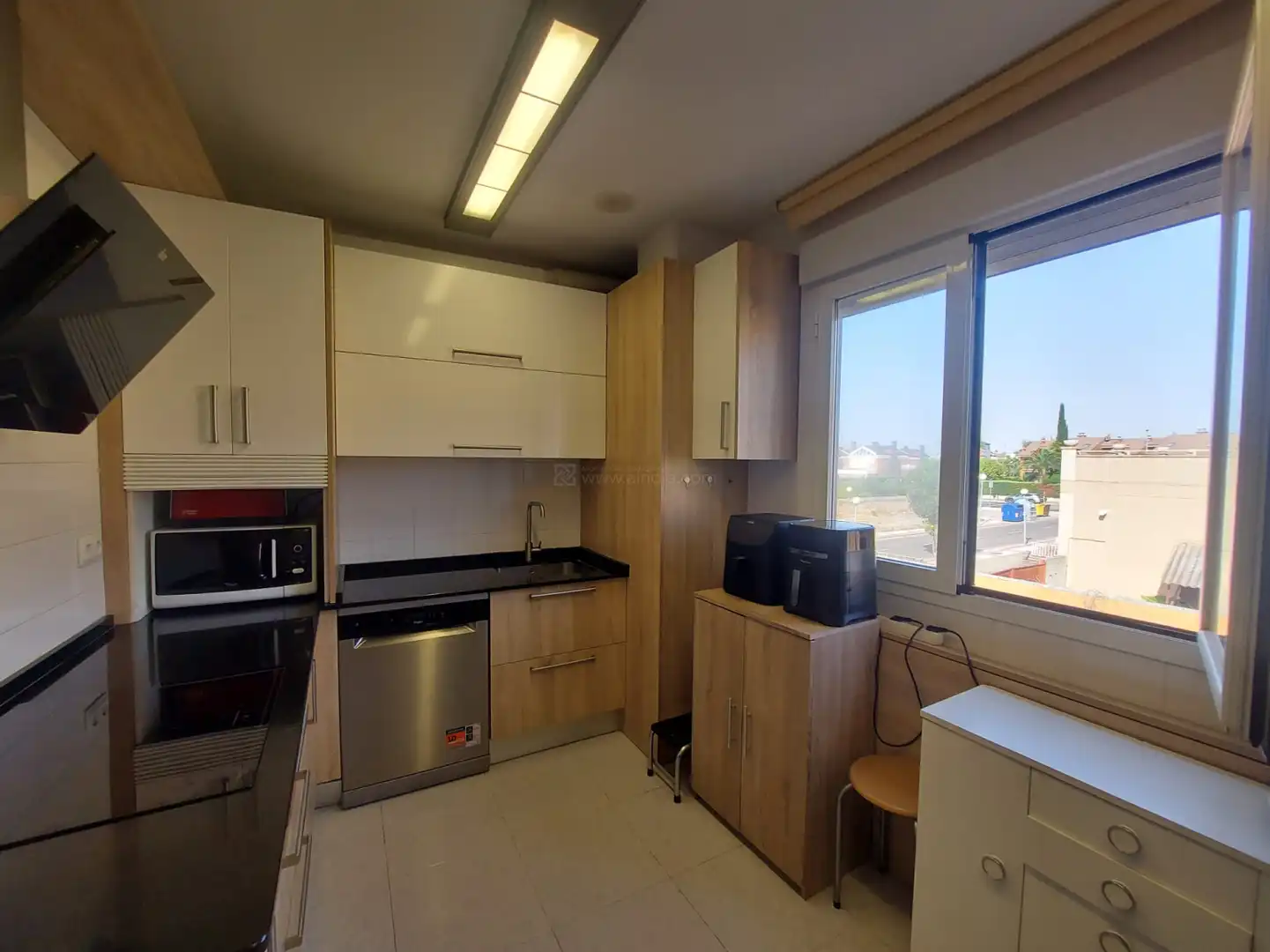 Casa con terraza en venta en Lardero - Castilla, imagen 3