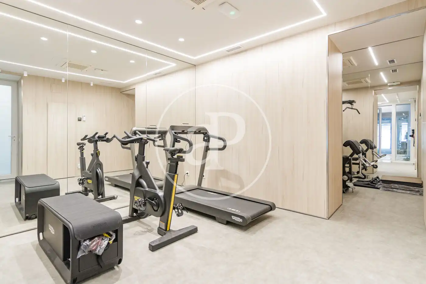 Flat for rent in Madrid  with Air Conditioner, Heating and Storage room