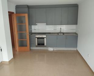 Cuina de Apartament en venda en Viveiro amb Balcó