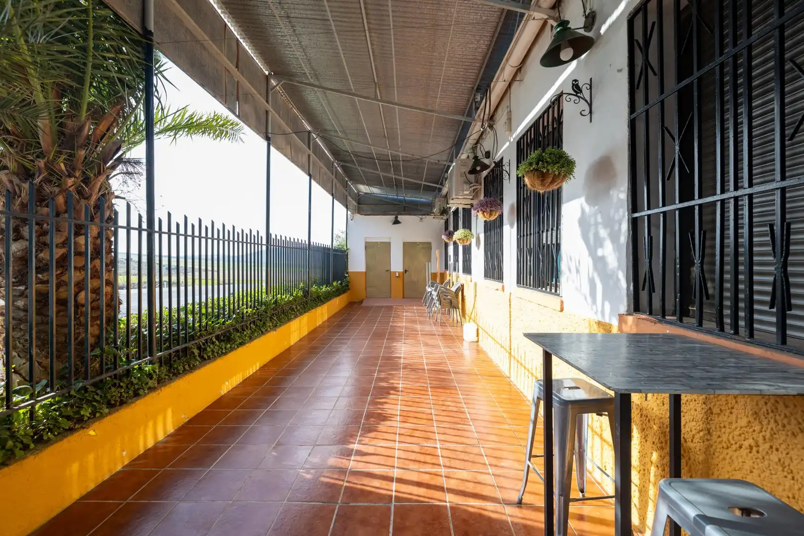 Terraza de Local en venta en Huélago