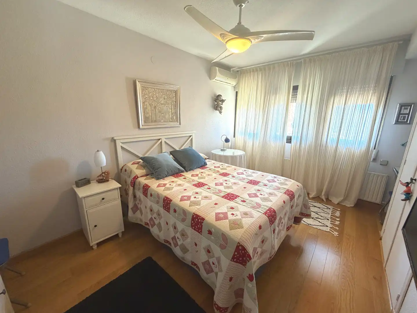Habitación de Casa o chalet en venta en Azuqueca de Henares con Aire acondicionado, Jardín privado y Trastero