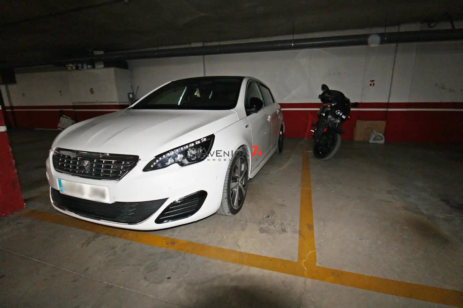 Parking of Flat for sale in Lorca  with Air Conditioner, Storage room and Furnished