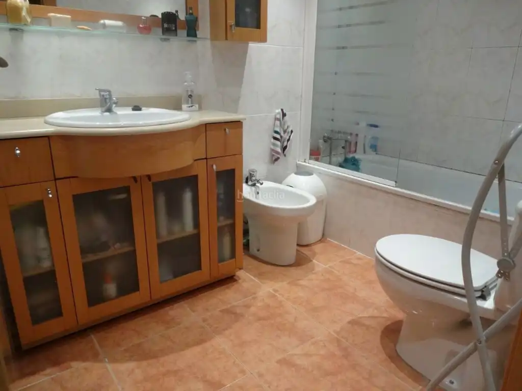 Bathroom of Flat for sale in Rubí  with Air Conditioner and Furnished