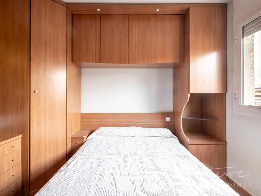 Bedroom of Attic for sale in Sant Cugat del Vallès  with Air Conditioner, Terrace and Swimming Pool