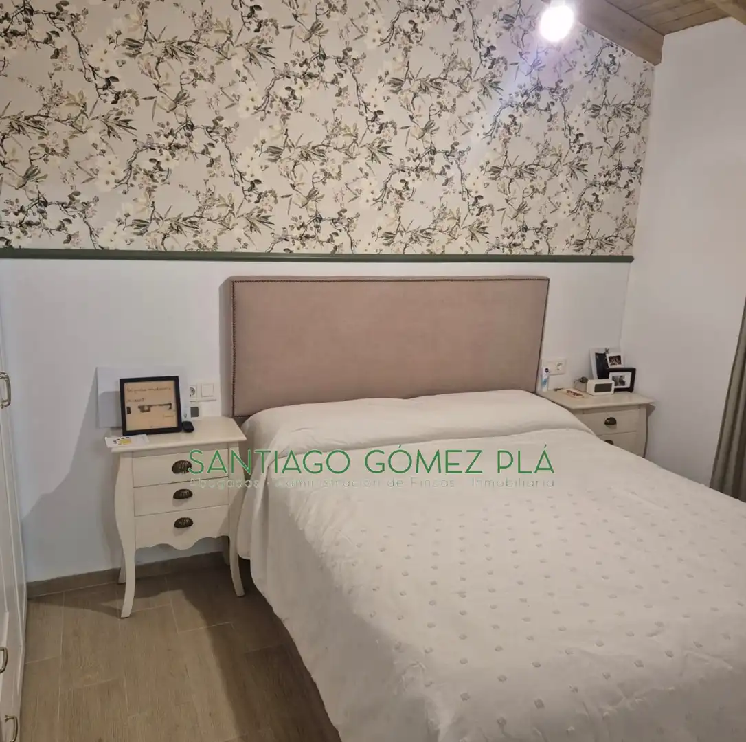 Dormitori de Casa o xalet en venda en Sagunto / Sagunt amb Terrassa, Traster i Moblat