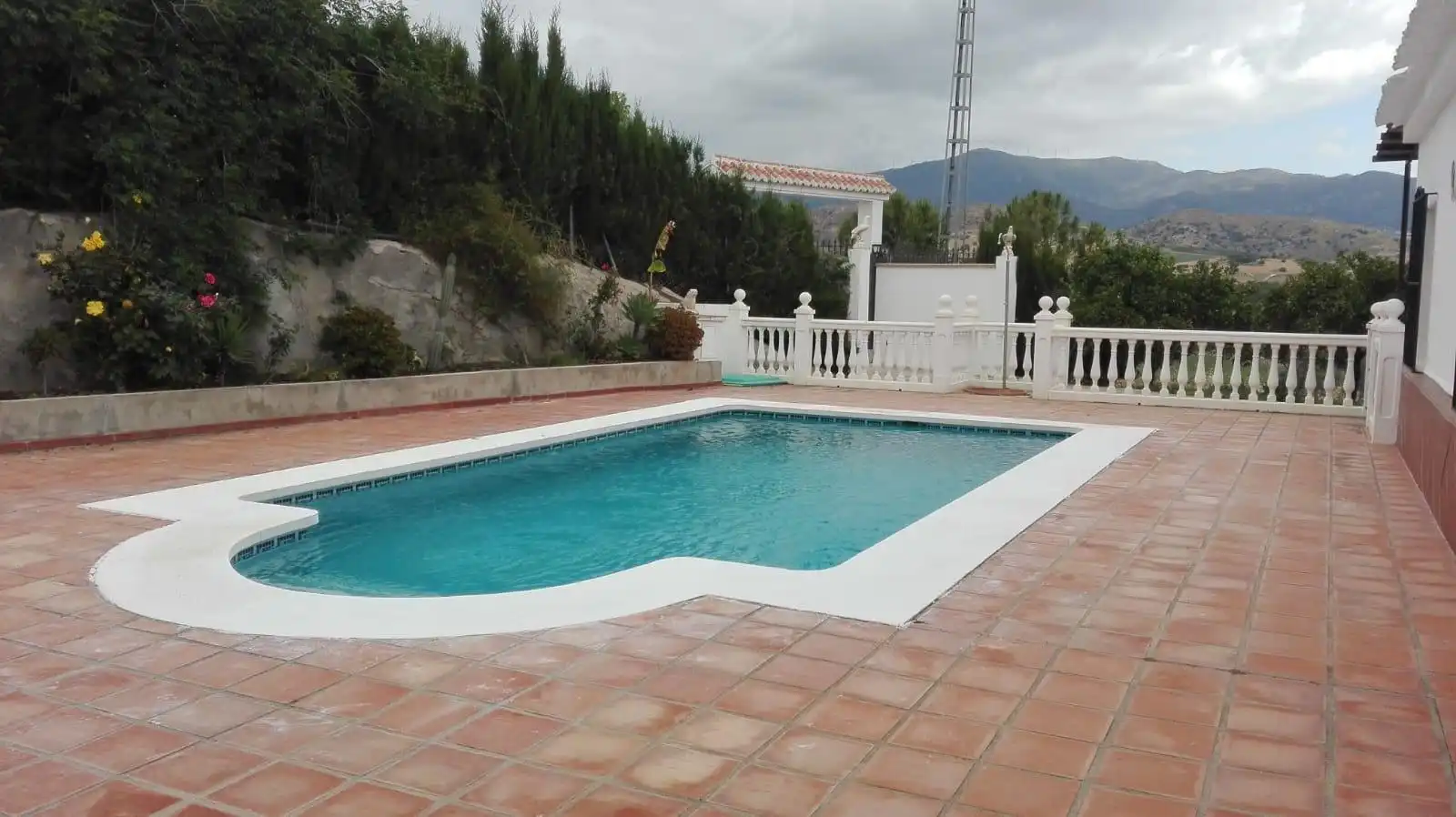 Piscina de Casa o xalet en venda en Pizarra amb Calefacció, Jardí privat i Terrassa