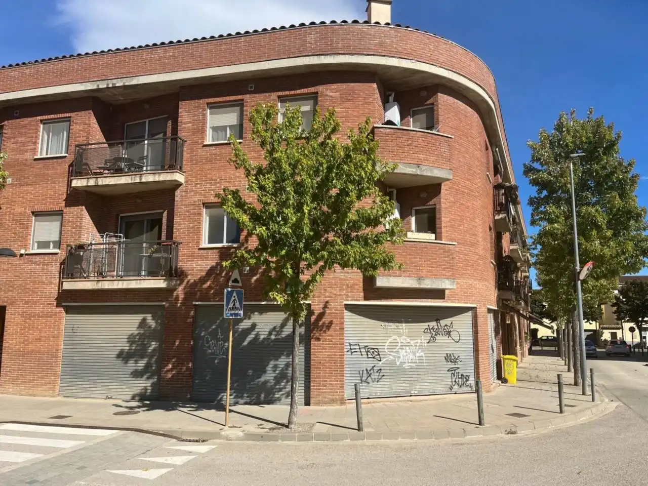 Business premises for sale in Avenida Catalunya