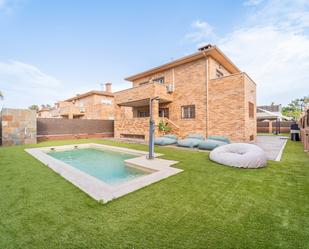 Swimming pool of House or chalet for sale in Griñón  with Air Conditioner, Heating and Private garden