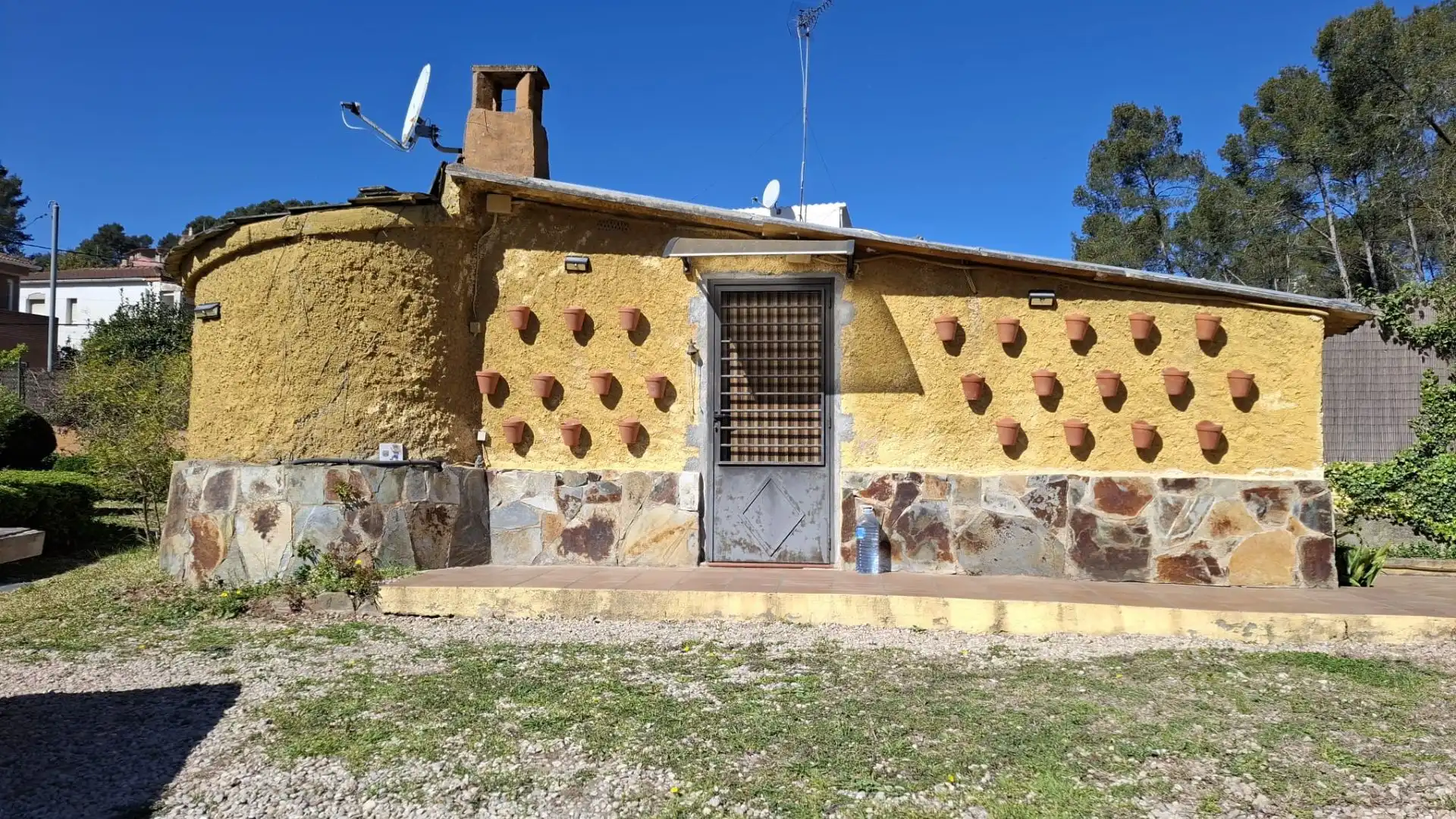 Vista exterior de Casa o xalet en venda en Cervelló amb Calefacció, Terrassa i Piscina