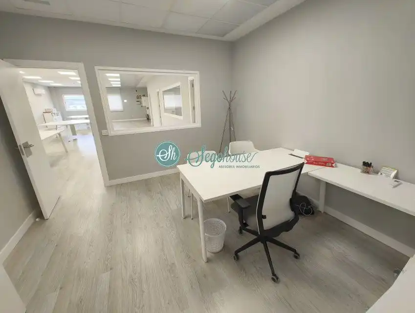 Office for rent in Segovia  with Heating
