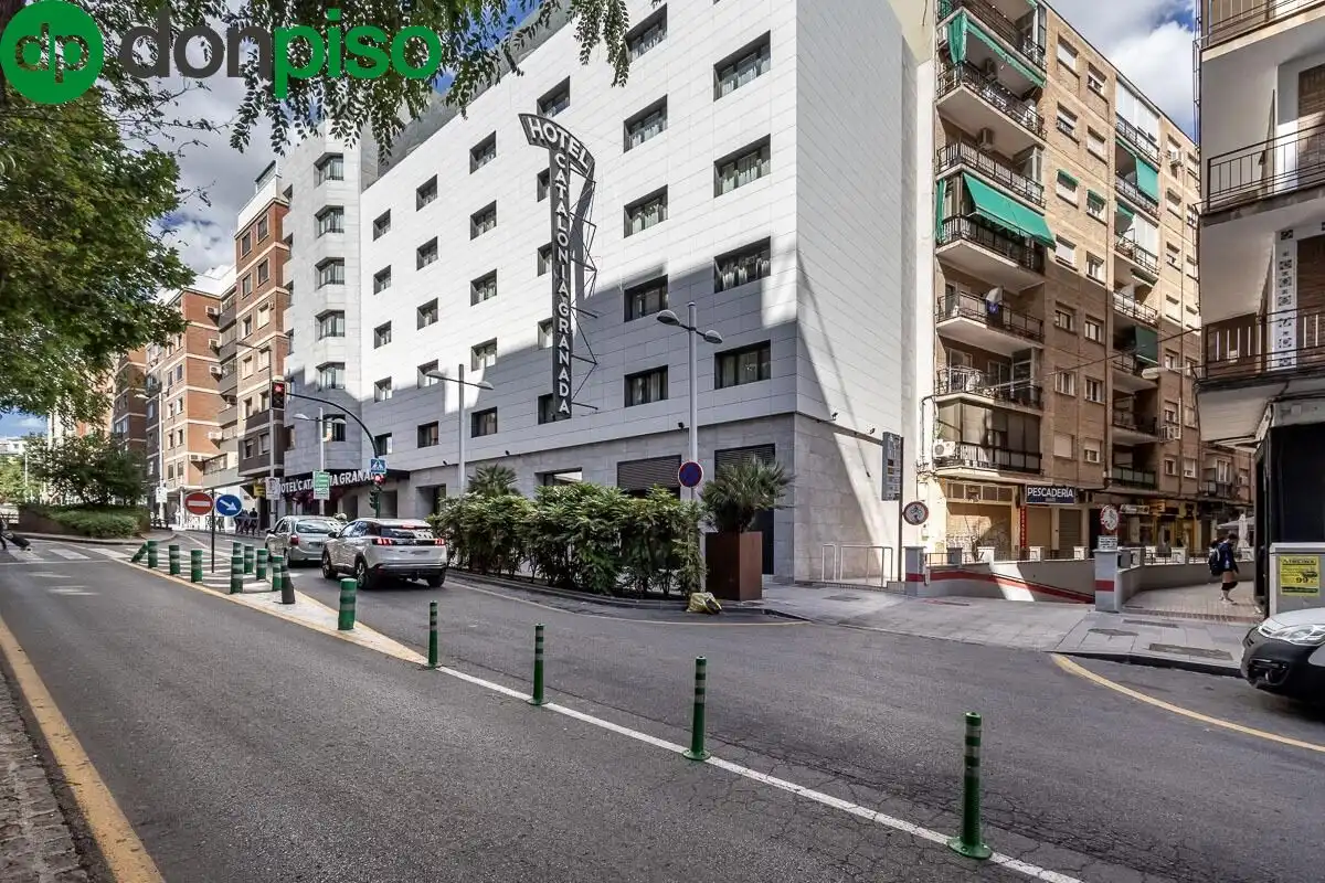 Exterior view of Flat for sale in Granada  with Air Conditioner, Heating and Terrace