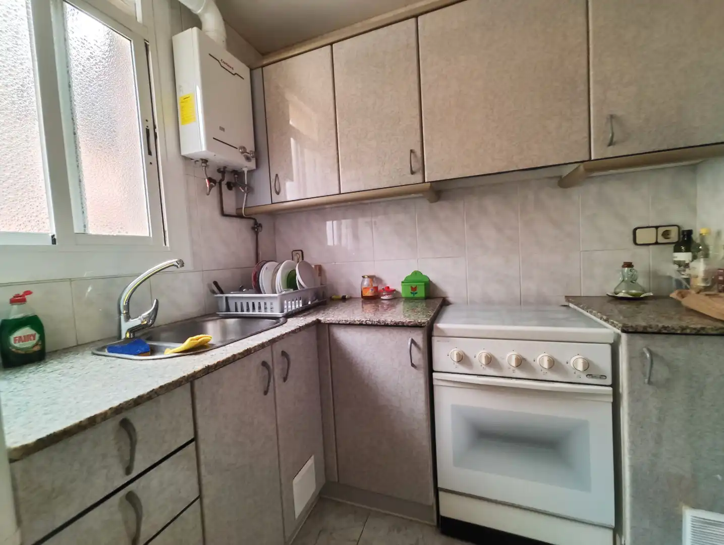 Kitchen of Buildings for sale in Barcelona
