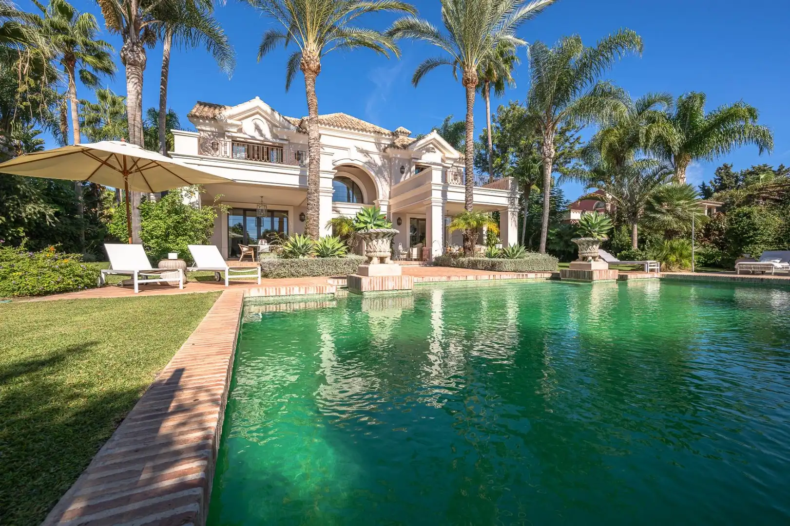 Chalet con terraza en venta en 16 (UR GUADALMINA BAJA), imagen 5