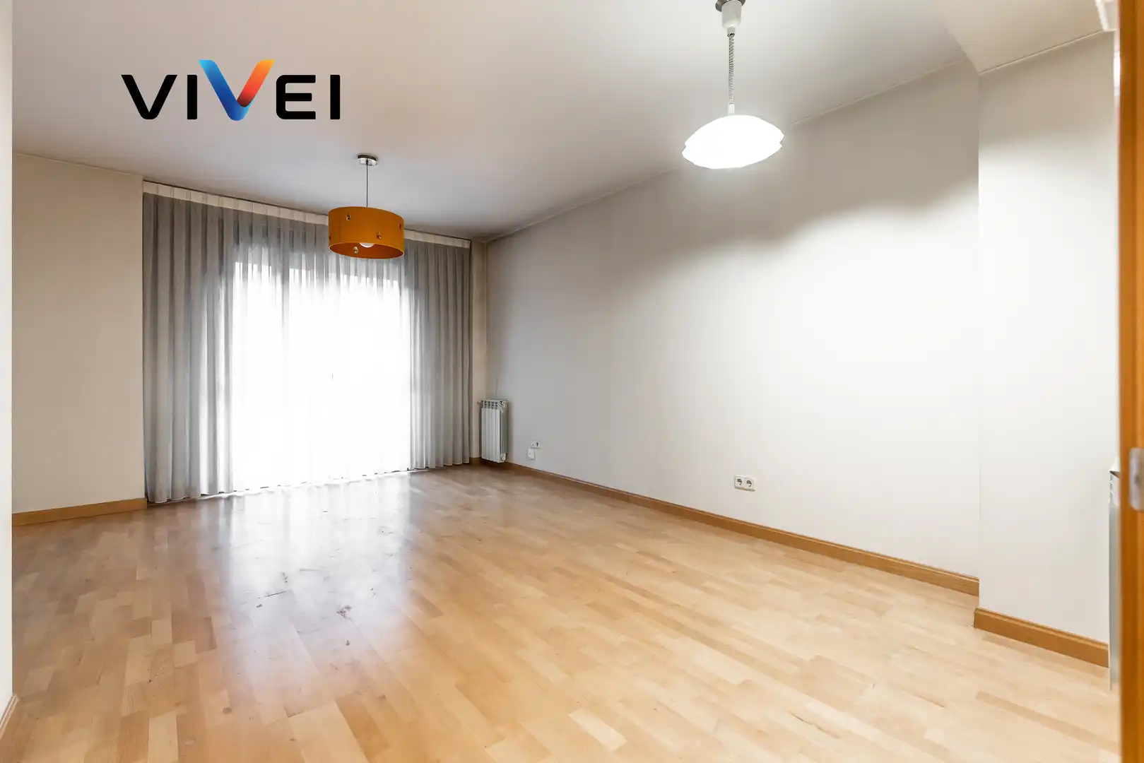 Living room of Flat for sale in Madrid  with Heating, Terrace and Storage room