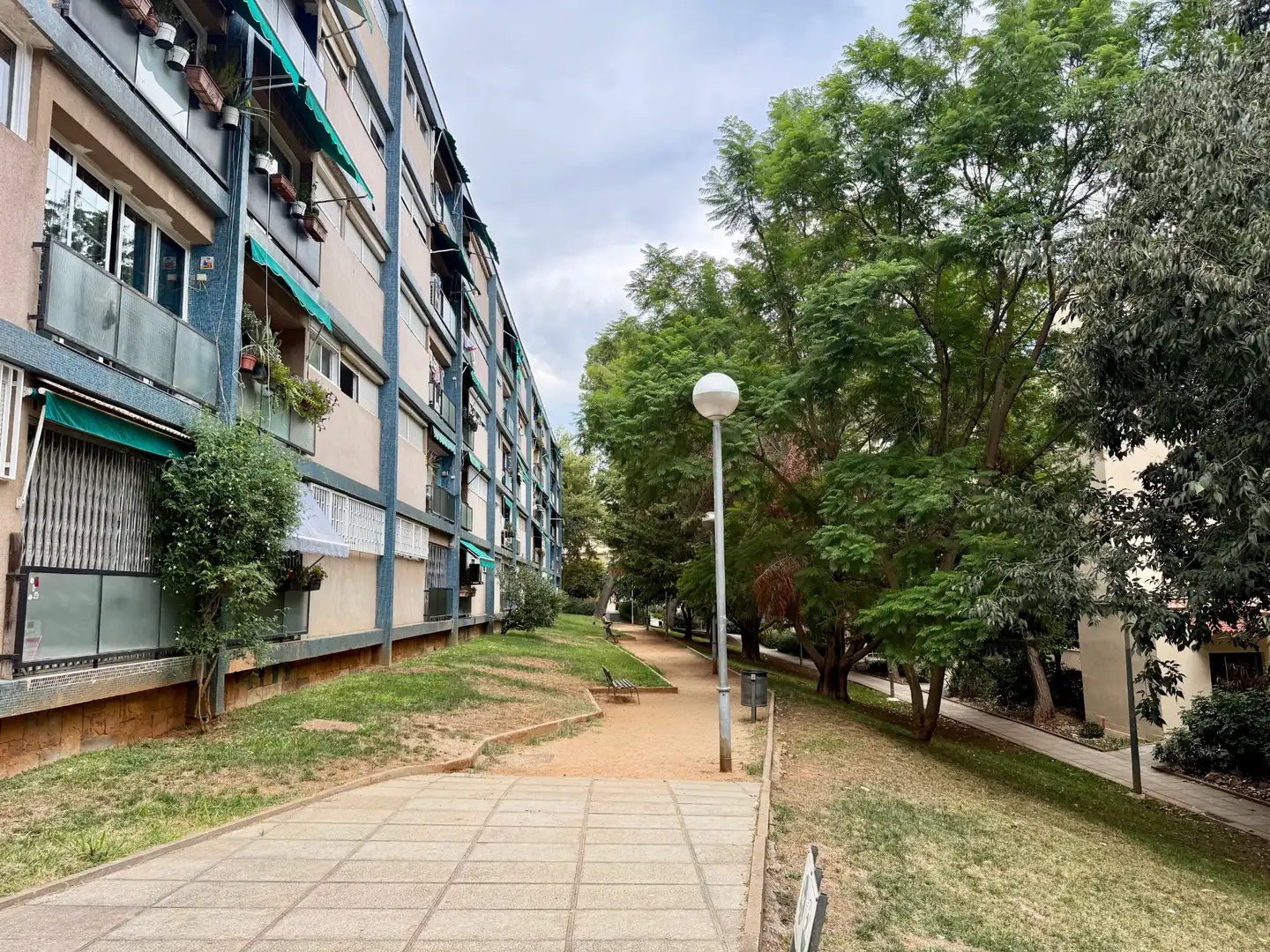 Vista exterior de Pis en venda en Barcelona amb Aire condicionat, Calefacció i Moblat