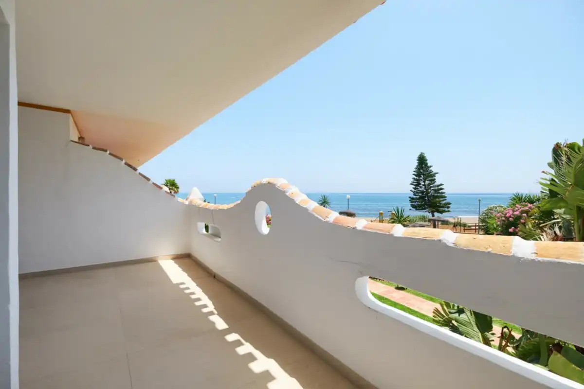Habitatge amb piscina en venda a Calahonda, imagen 12