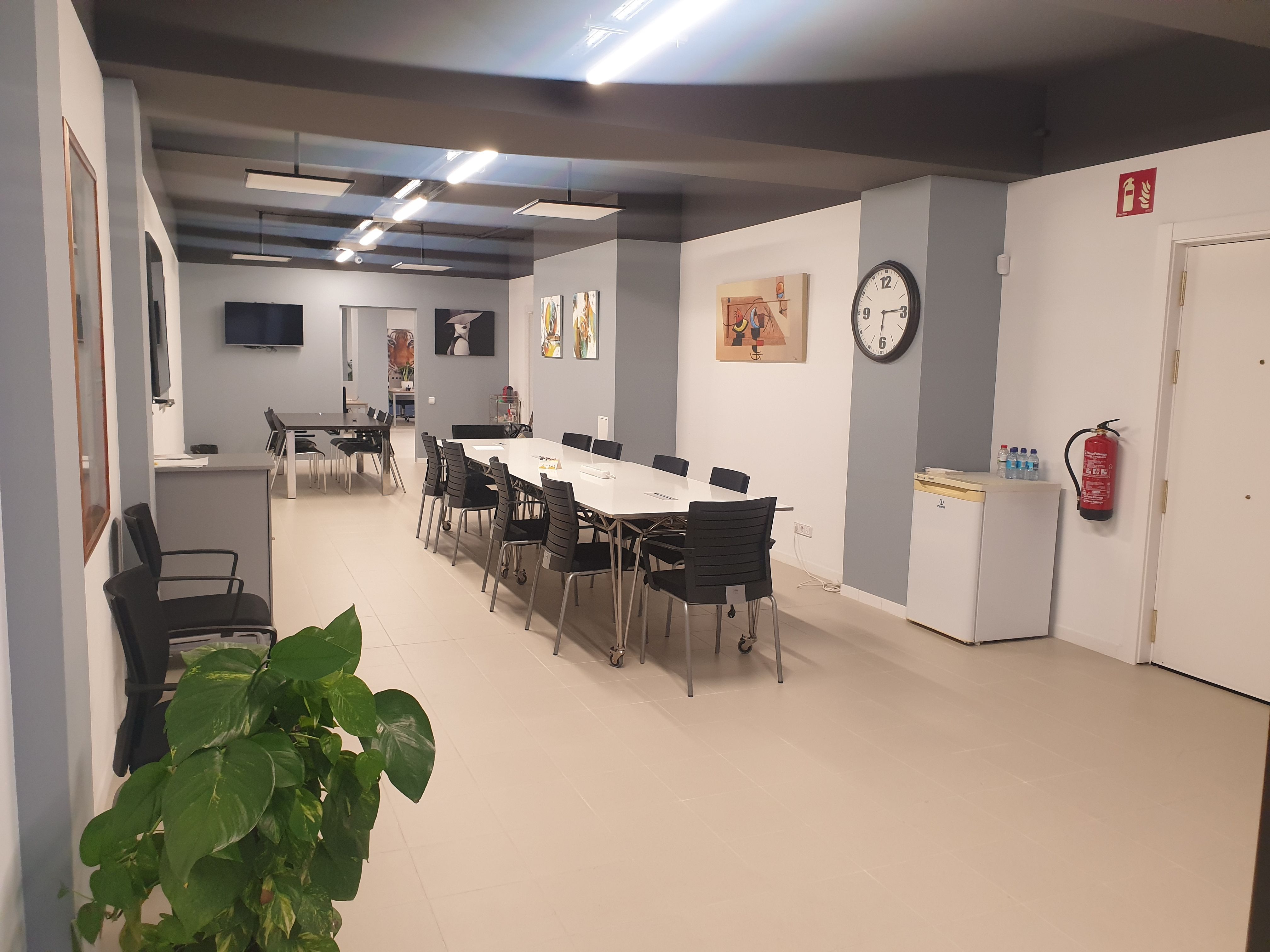 Premises for sale in Esplugues de Llobregat  with Air Conditioner and Heating