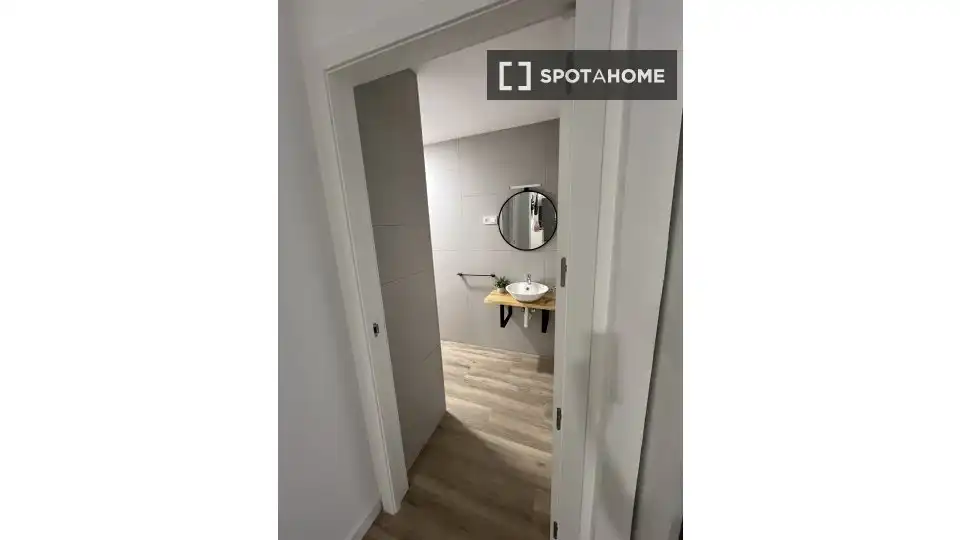 Bany de Apartament per a compartir en Sagunto / Sagunt amb Aire condicionat, Calefacció i Terrassa