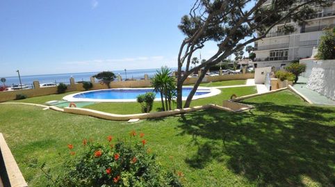 Foto 3 de Piso en venta en Calle Alhamar, Calahonda, Mijas
