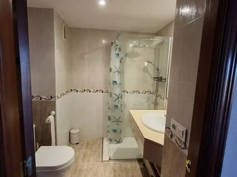 Bathroom of Flat for rent in Nord