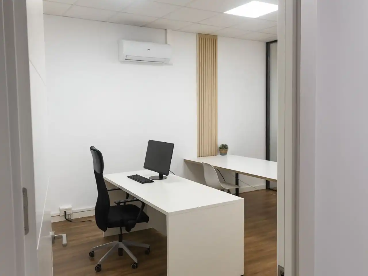 Business premises to rent in Francesc Macià 265, imagen 7