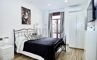 Bedroom of Flat for sale in  Jaén Capital