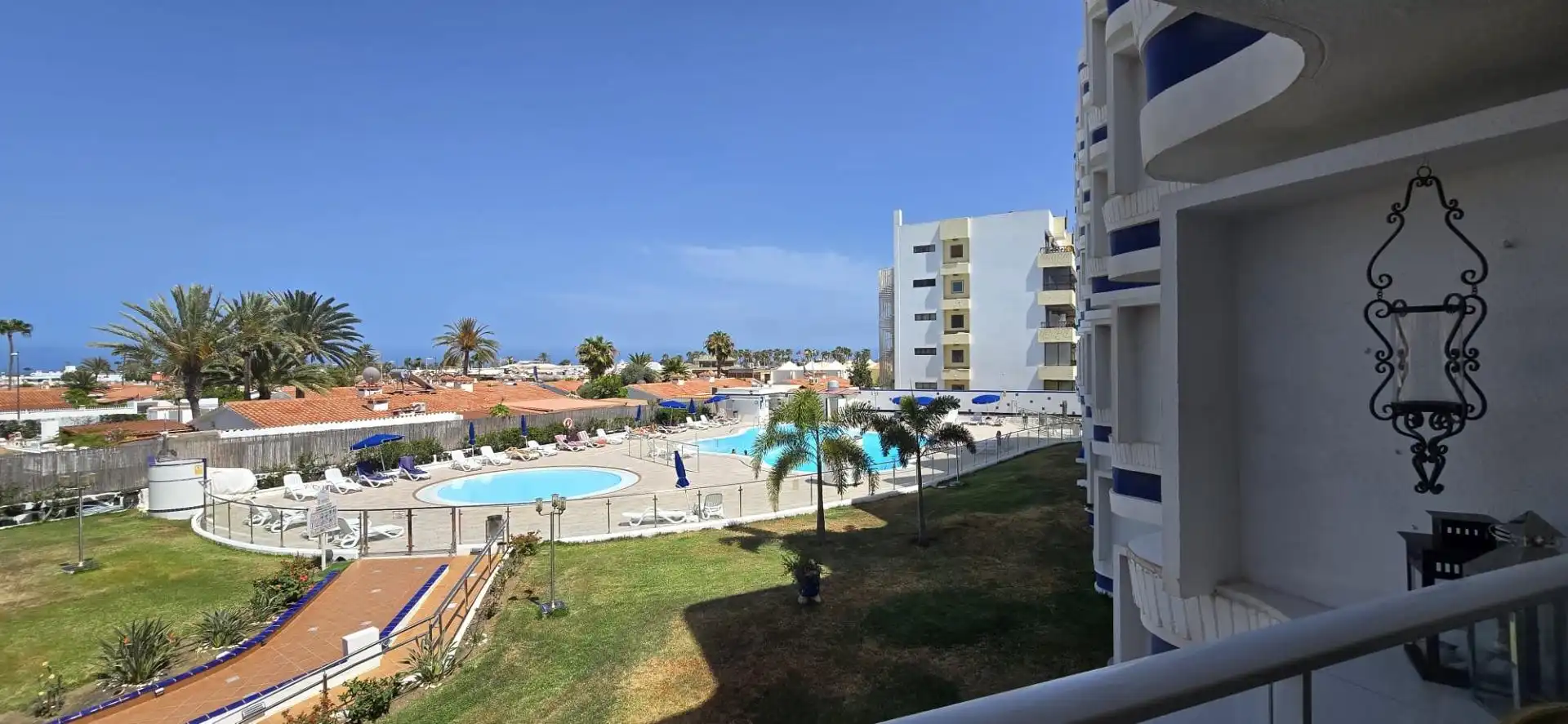 Piscina de Apartamento de alquiler en San Bartolomé de Tirajana con Amueblado, Balcón y Piscina comunitaria